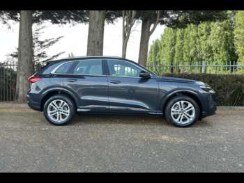 Used Audi Q5 2025 for sale - 75155476: Photo