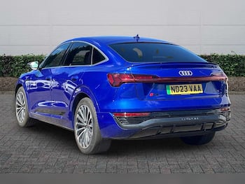 Used Audi Q8 e-tron 2023 for sale - 79678176: Photo