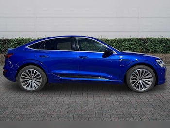 Used Audi Q8 e-tron 2023 for sale - 79678176: Photo