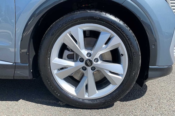 Used Audi Q4 e-tron 2025 for sale - 75155477: Photo 5