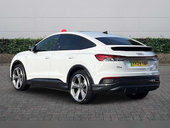 Used Audi Q4 e-tron 2024 for sale - 79305400: Photo