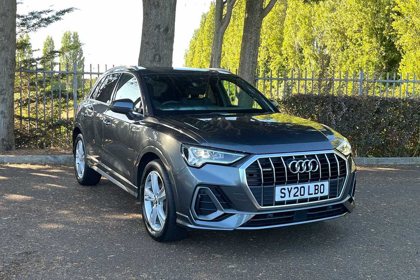 Used Audi Q3 2020 for sale - 76139712: Photo 1