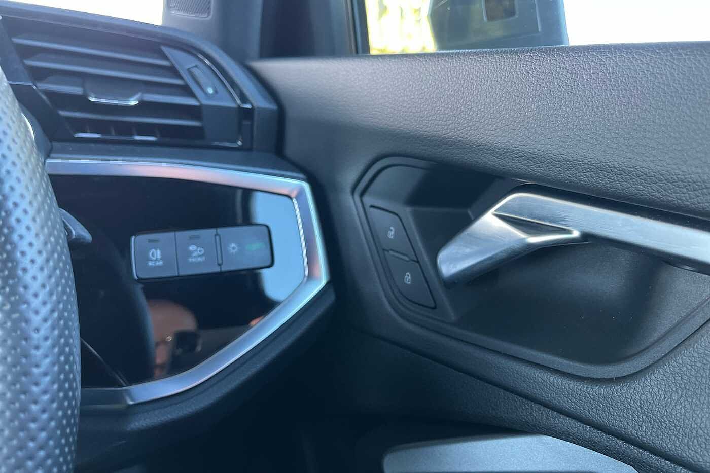 Used Audi Q3 2020 for sale - 76139712: Photo 19