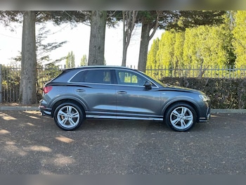 Used Audi Q3 2020 for sale - 76139712: Photo 4