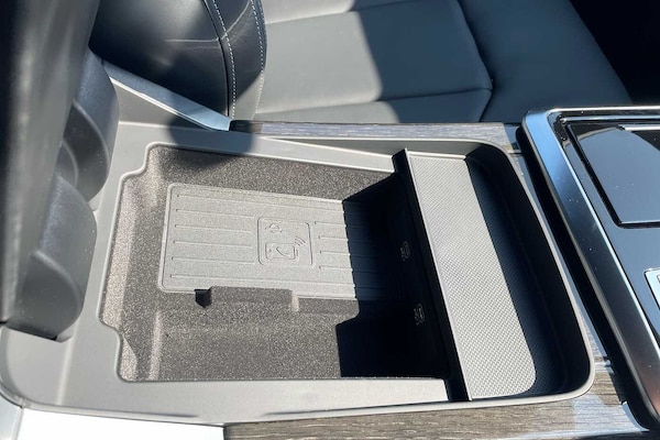 Used Audi Q8 2025 for sale - 75042343: Photo 15