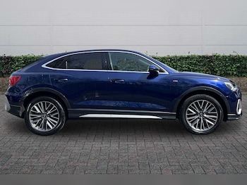 Used Audi Q3 2023 for sale - 78073868: Photo