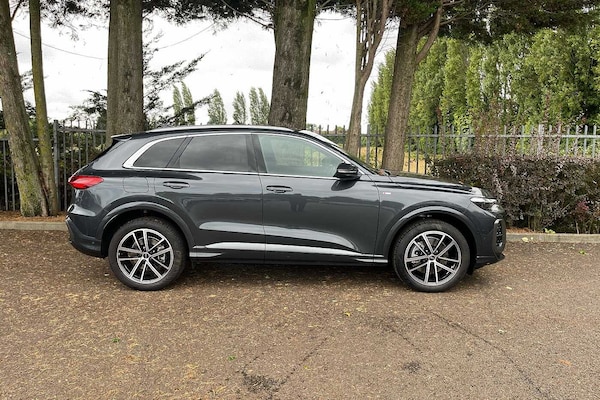 Used Audi Q5 2025 for sale - 76271501: Photo 4