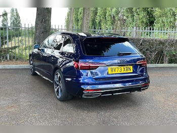Used Audi A4 2023 for sale - 75842389: Photo
