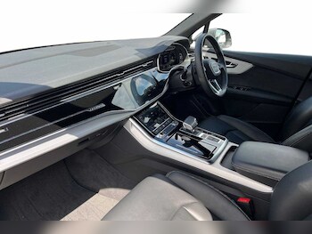 Used Audi Q7 2023 for sale - 79094682: Photo