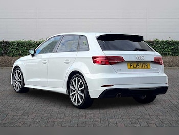 Used Audi A3 2019 for sale - 79305397: Photo