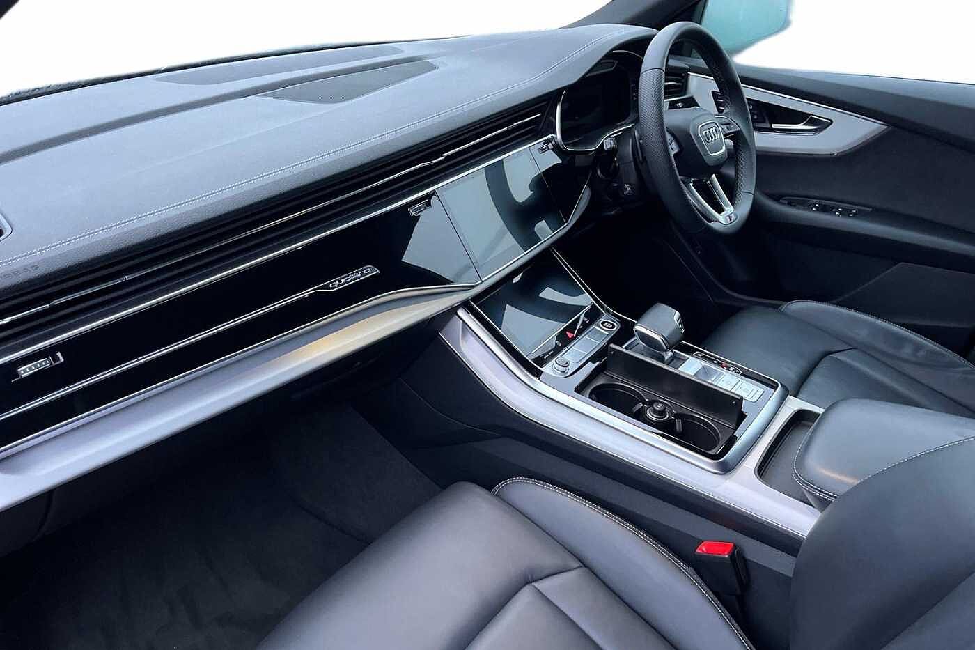 Used Audi Q8 2023 for sale - 77346408: Photo 2