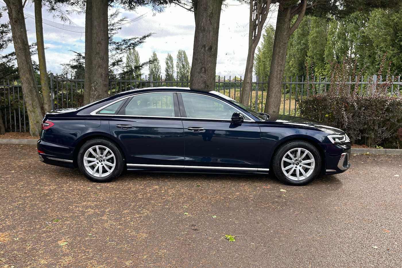 Used Audi A8 2023 for sale - 75814170: Photo 4