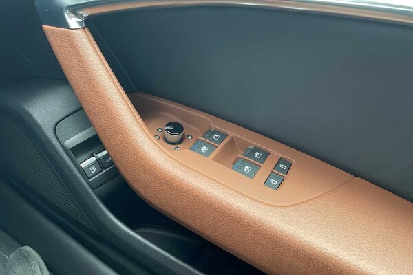 Used Audi A6 Saloon 2025 for sale - 74295387: Photo 17