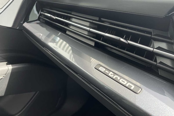 Used Audi Q4 e-tron 2025 for sale - 74839187: Photo 17
