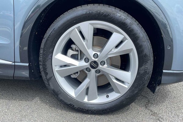Used Audi Q4 e-tron 2025 for sale - 74839187: Photo 5