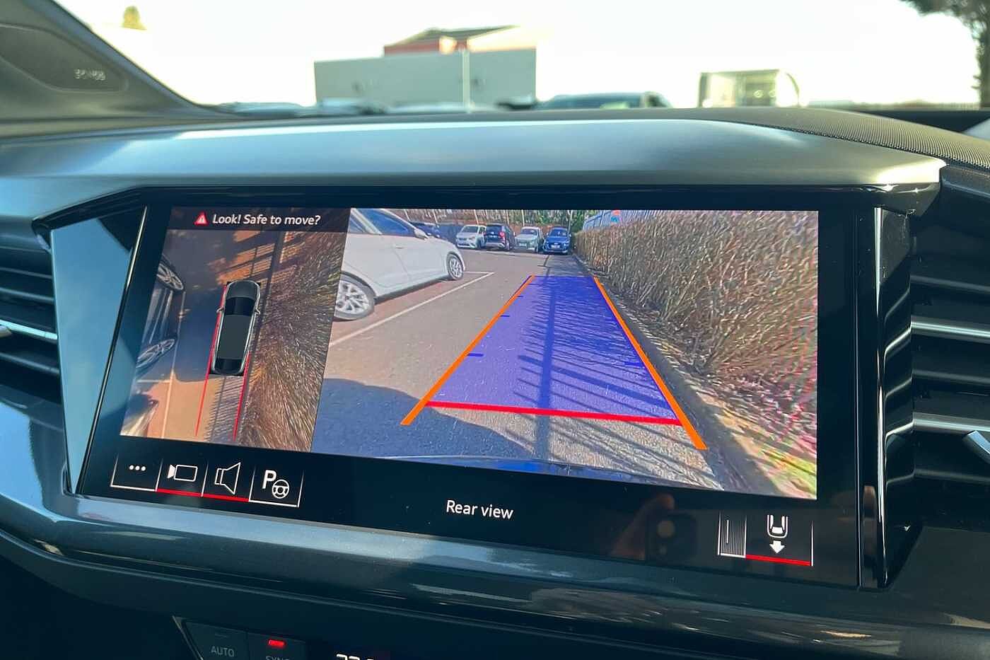 Used Audi Q4 e-tron 2026 for sale - 77994825: Photo 13