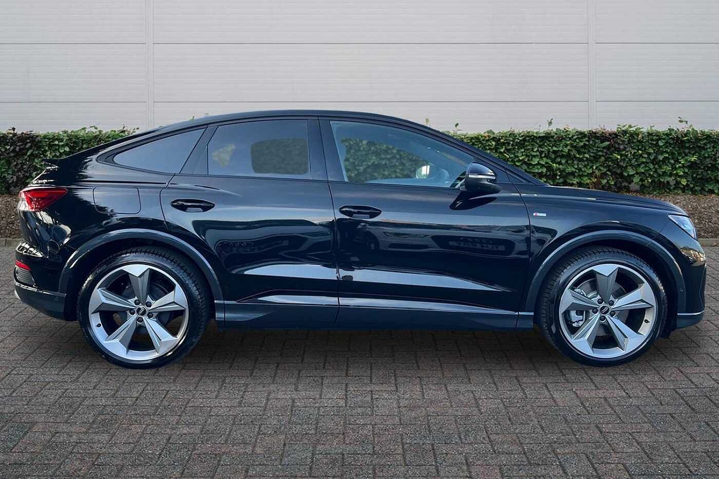 Used Audi Q4 e-tron 2026 for sale - 77994825: Photo 4