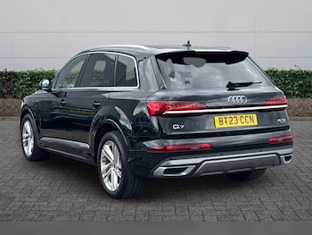 Used Audi Q7 2023 for sale - 78088042: Photo
