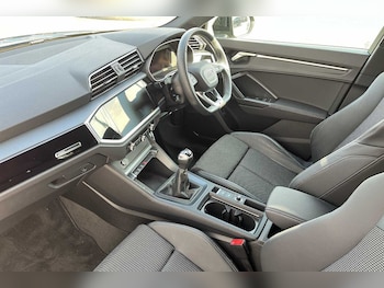 Used Audi Q3 2023 for sale - 75533682: Photo