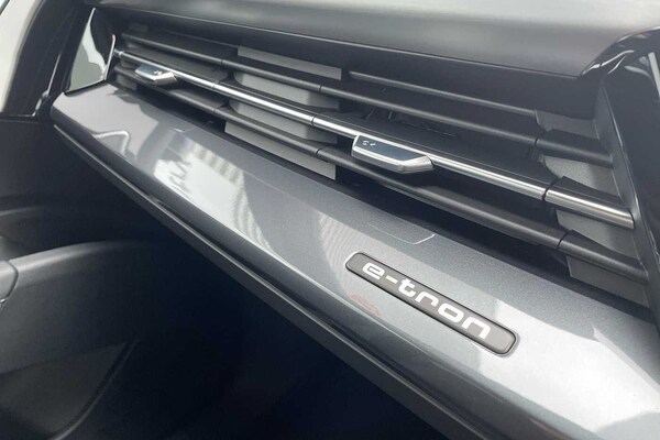 Used Audi Q4 e-tron 2024 for sale - 73360791: Photo 21