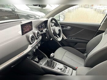 Used Audi Q2 2024 for sale - 76190624: Photo 2