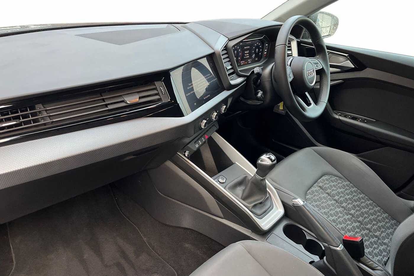 Used Audi A1 2023 for sale - 77157579: Photo 2