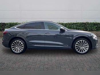 Used Audi Q8 e-tron 2023 for sale - 79699636: Photo