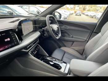 Used Audi Q5 2025 for sale - 74022035: Photo
