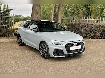 2021 (71) - 25 TFSI Black Edition 5dr