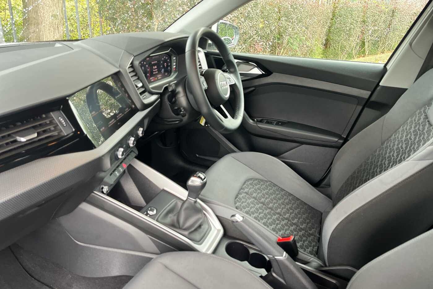 Used Audi A1 2023 for sale - 76338426: Photo 2