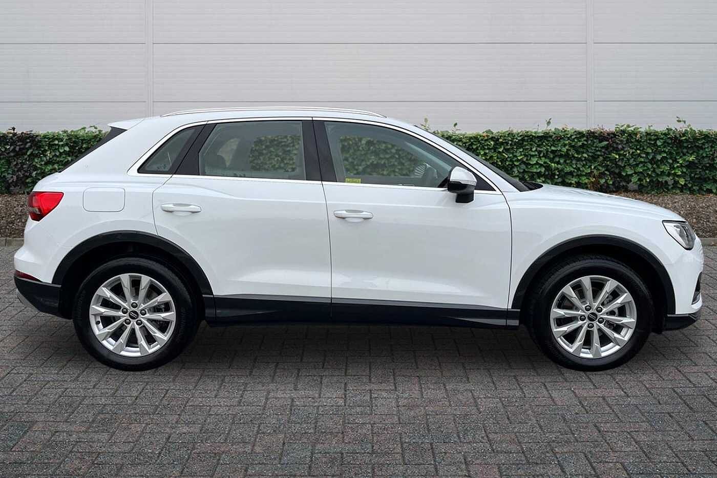 Used Audi Q3 2025 for sale - 76647367: Photo 4