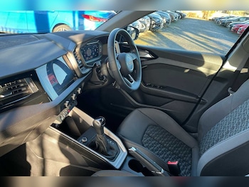 Used Audi A1 2023 for sale - 77470427: Photo