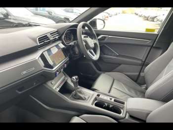Used Audi Q3 2025 for sale - 74022091: Photo