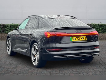 Used Audi e-tron 2022 for sale - 77124823: Photo