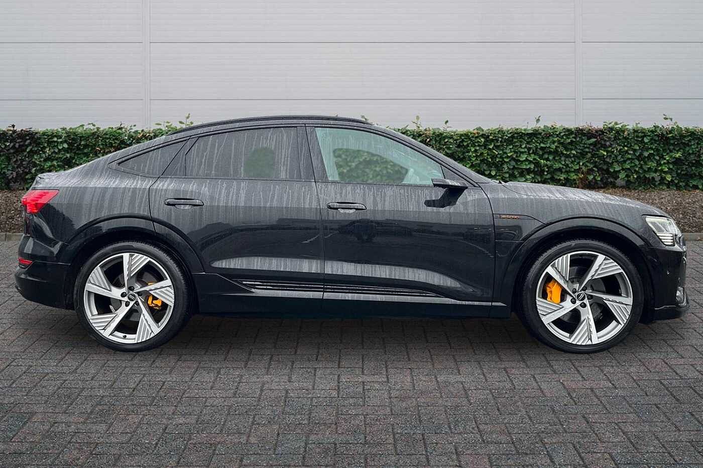 Used Audi e-tron 2022 for sale - 77124823: Photo 4