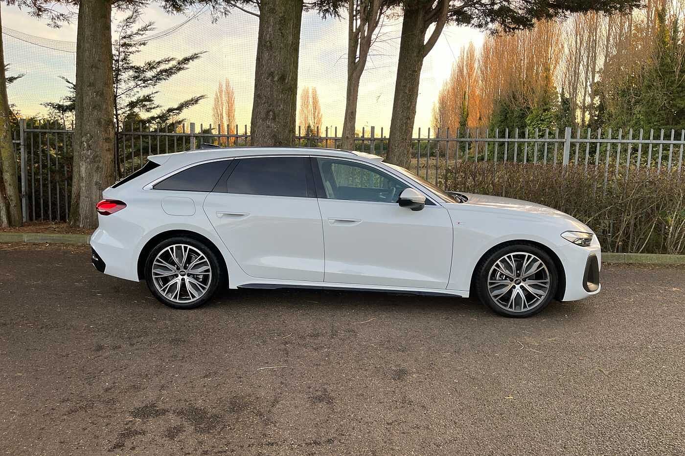 Used Audi A5 2025 for sale - 76419821: Photo 4