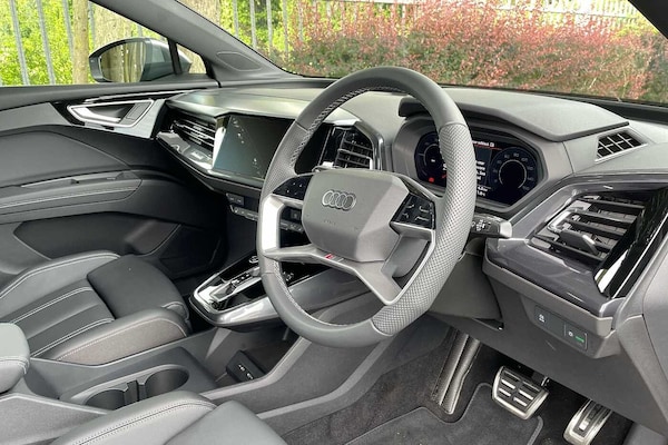 Used Audi Q4 e-tron 2025 for sale - 74727774: Photo 6