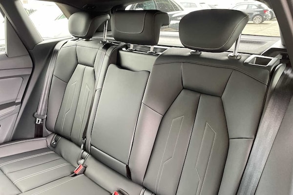 Used Audi Q4 e-tron 2025 for sale - 74727774: Photo 8