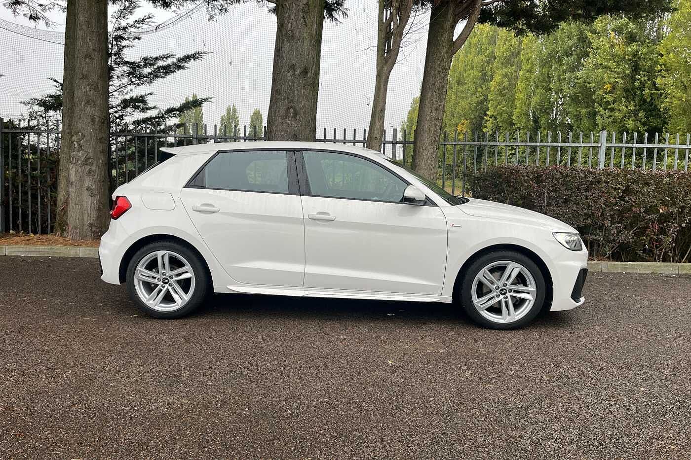 Used Audi A1 2022 for sale - 76190668: Photo 4