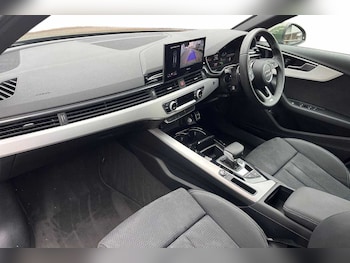 Used Audi A4 2023 for sale - 77013607: Photo