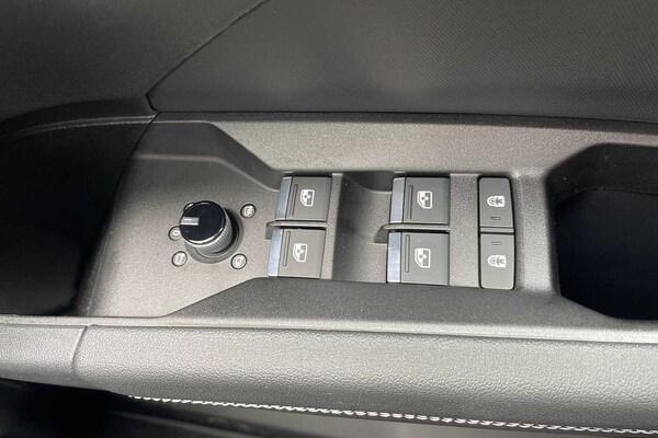 Used Audi Q4 e-tron 2024 for sale - 71700066: Photo 18