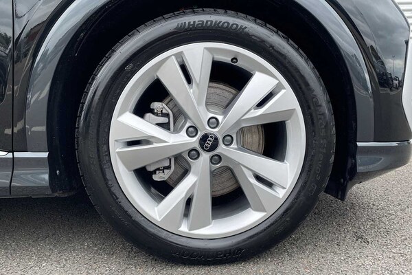 Used Audi Q4 e-tron 2024 for sale - 71700066: Photo 5