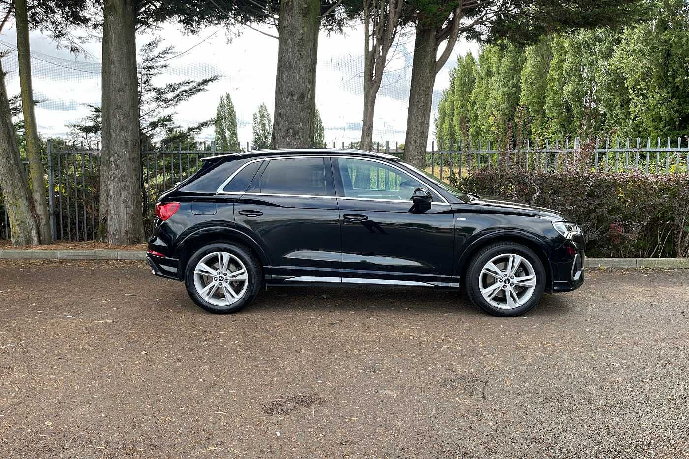 Used Audi Q3 2022 for sale - 75814219: Photo 4