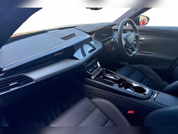 Used Audi RS e-tron GT 2022 for sale - 77971365: Photo