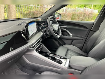 Used Audi Q5 2025 for sale - 76003160: Photo 2