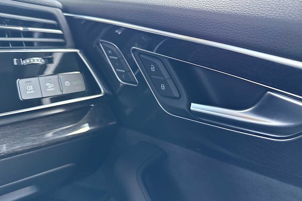 Used Audi Q7 2025 for sale - 75155445: Photo 19