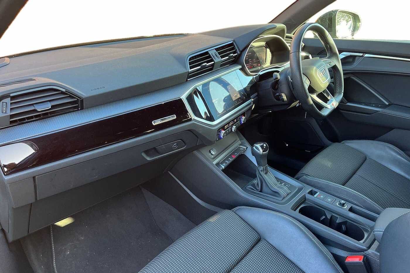 Used Audi Q3 2022 for sale - 77163993: Photo 2