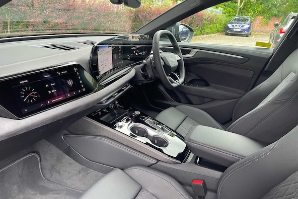 Used Audi A6 Avant 2025 for sale - 74812109: Photo 2