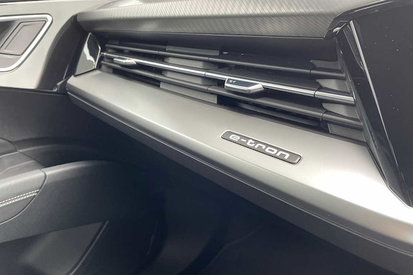 Used Audi Q4 e-tron 2024 for sale - 70471686: Photo 23