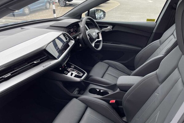 Used Audi Q4 e-tron 2024 for sale - 70471686: Photo 2